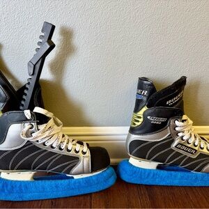 Men’s Bauer Supreme 3000 Black and White Ice Hockey Skates